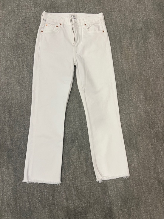 Citizens Of Humanity Denim - Citizens Of Humanity White Straight-Leg Jeans with Raw Hem- isola